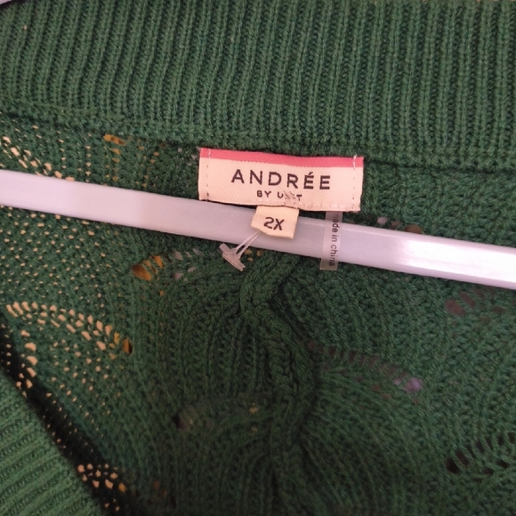 Green Textured Knit Sweater - Picture 4 of 7